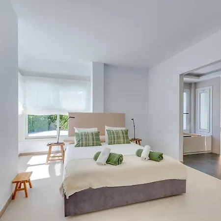 Villa Vb Higueron 4bdr W Pool & Ping Pong Benalmádena
