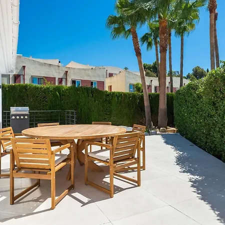 Vb Higueron 4bdr W Pool & Ping Pong Hotel 3*