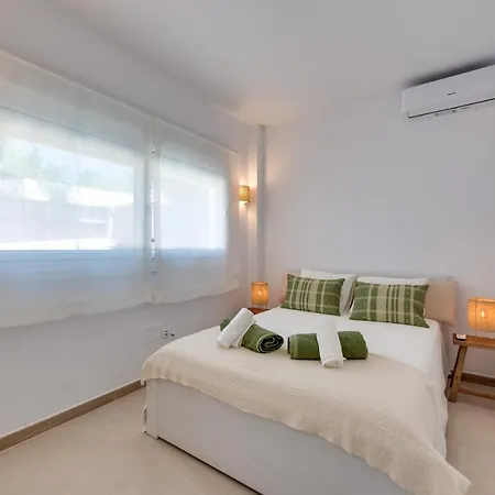 Hotel Vb Higueron 4bdr W Pool & Ping Pong