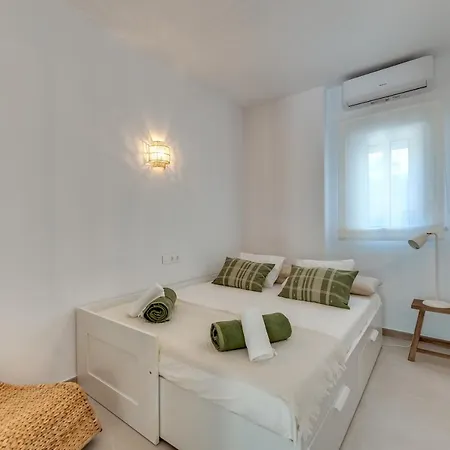 Vb Higueron 4bdr W Pool & Ping Pong Hotel Benalmádena